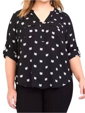 Torrid Black Crepe Blouse Cat Print All over Sz 4X 3/4 Tab Sleeves Flowy Shirt